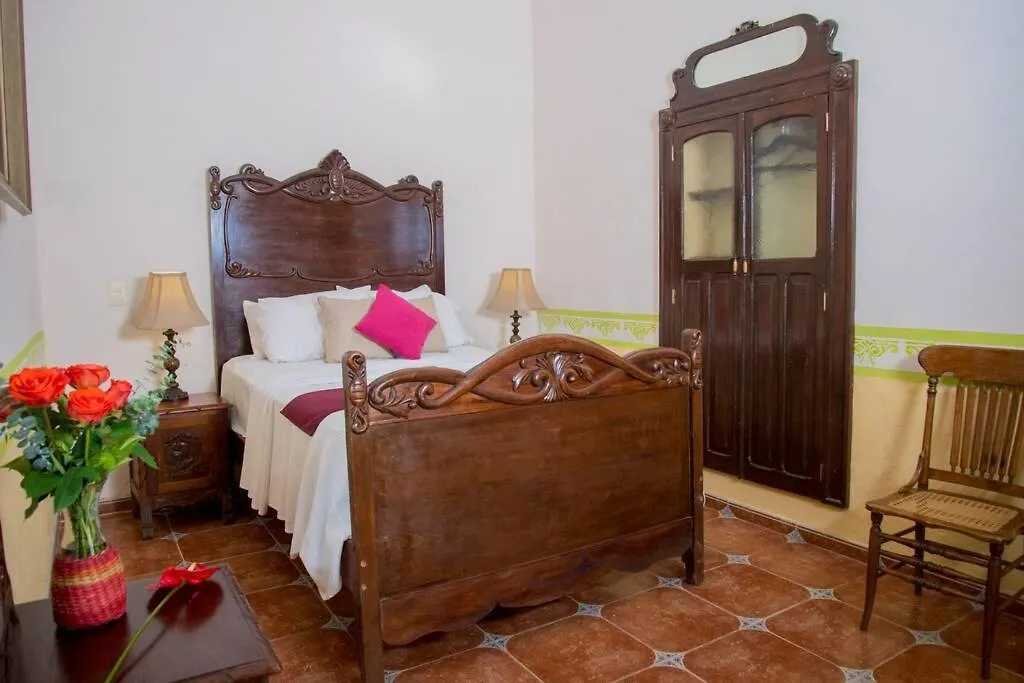 Casa De Las Columnas Una Experiencia De Otra Epoca Villa Merida